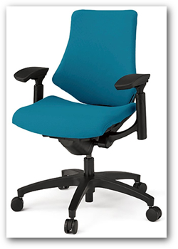 イトーキ エフチェア（f-chair）　クロスバック　ローバック　ベースカラーT1（ブラック）樹脂脚　アジャスタブル肘　背座同色　"イトーキ オフィスチェア KG-147GS(M)-T1"