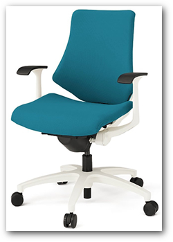 イトーキ エフチェア（f-chair）　クロスバック　ローバック　ベースカラーW9（ホワイト）樹脂脚　T型肘　"イトーキ オフィスチェア KG-145GS(M)-W9"
